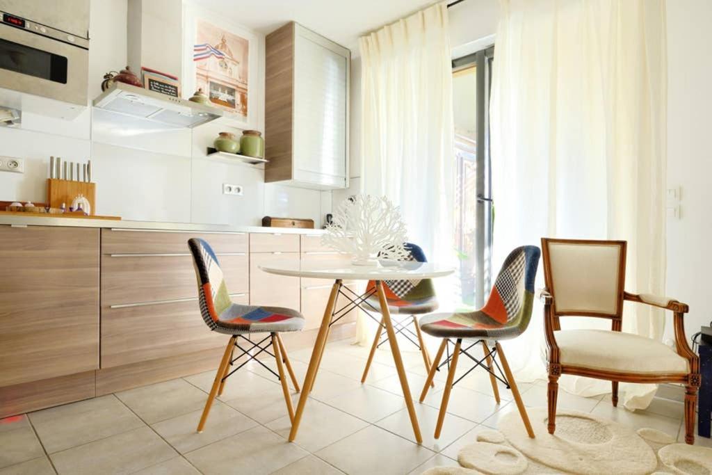 אקס-אן-פרובאנס Le Precieux - Superbe Appart Confort Avec Grande Terrasse De 25M2 - Parking Prive Proche Centre Ville D'Aix En Provence - Hopital Hpp - Creps מראה חיצוני תמונה
